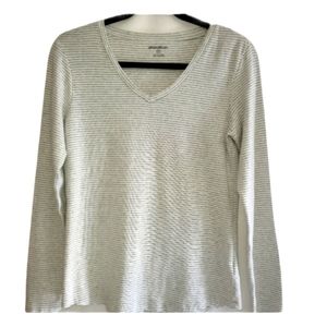 Eddie Bauer Jersey Knit Top Gray White Striped V Neck Long Sleeve Cotton…
